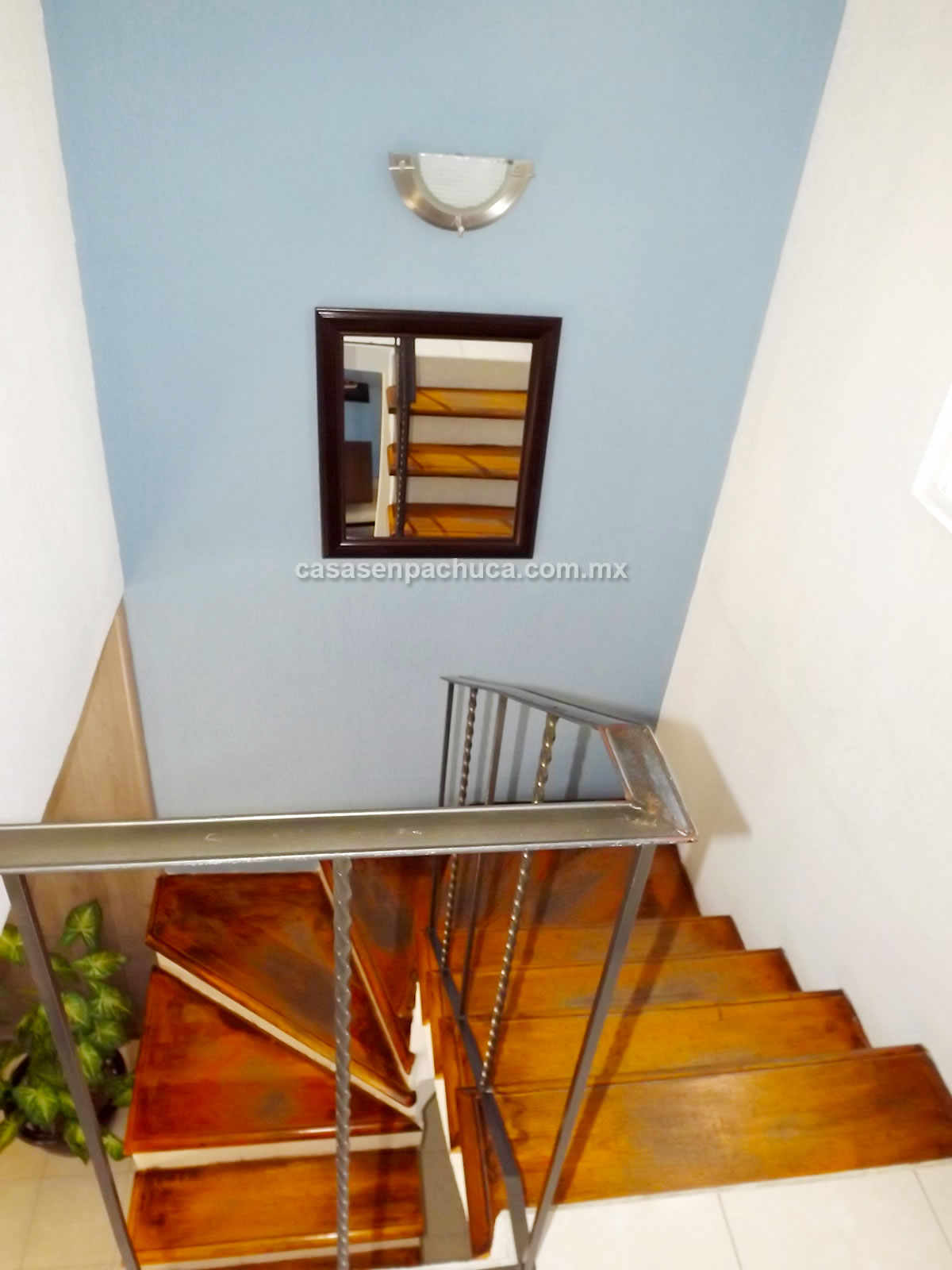 Escaleras casas en venta en pachuca hidalgo 2 pisos 2 recámaras